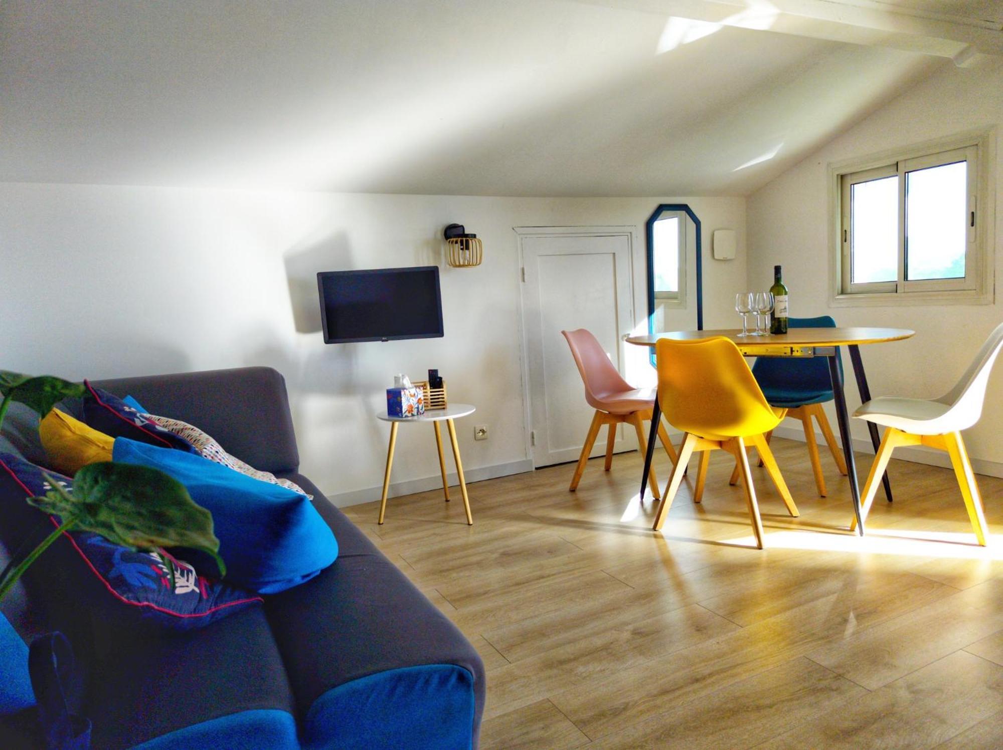 Maison Des Chenes 64 - Independant Apartment With Terrasse 布科 外观 照片