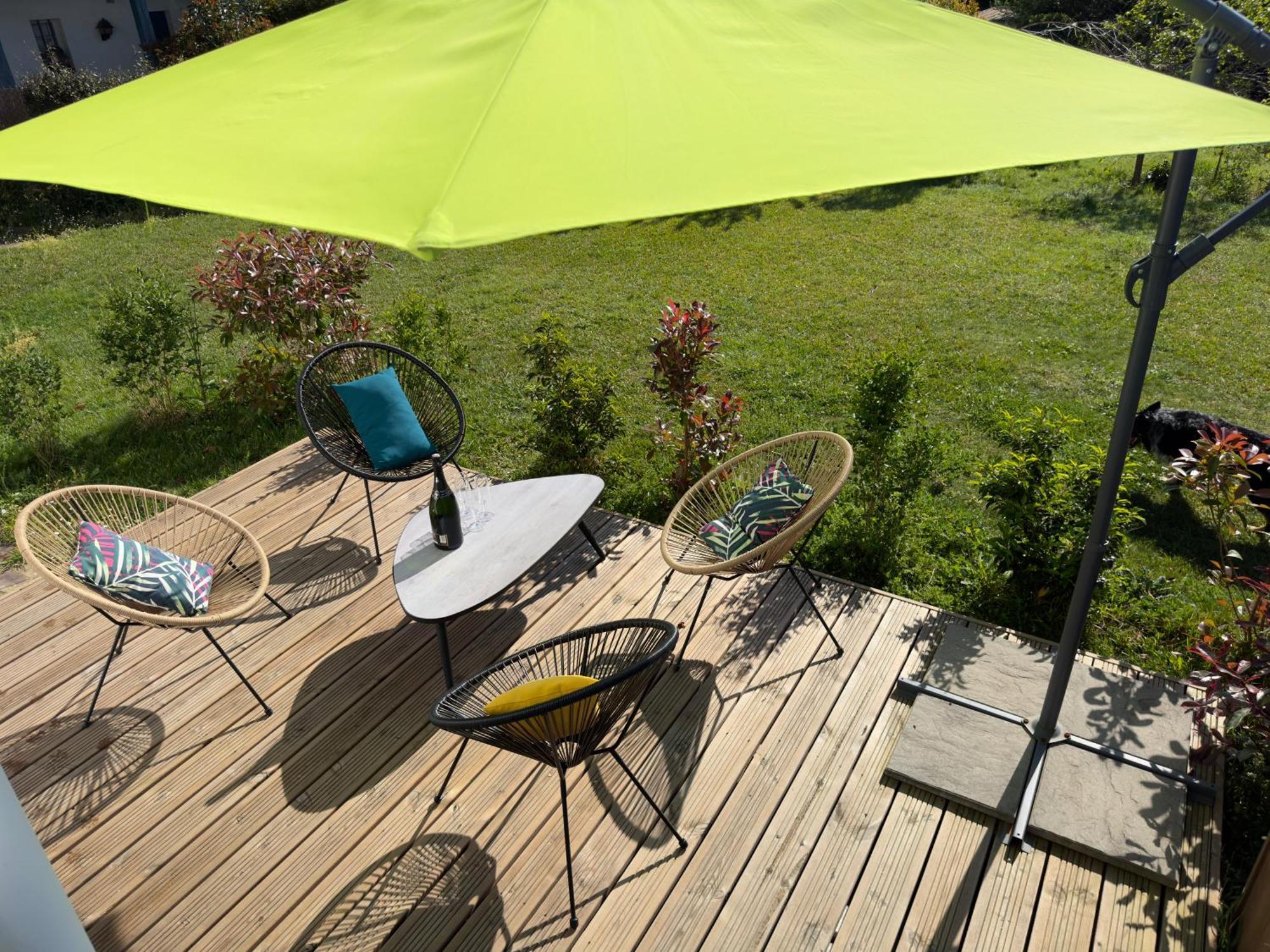 Maison Des Chenes 64 - Independant Apartment With Terrasse 布科 外观 照片