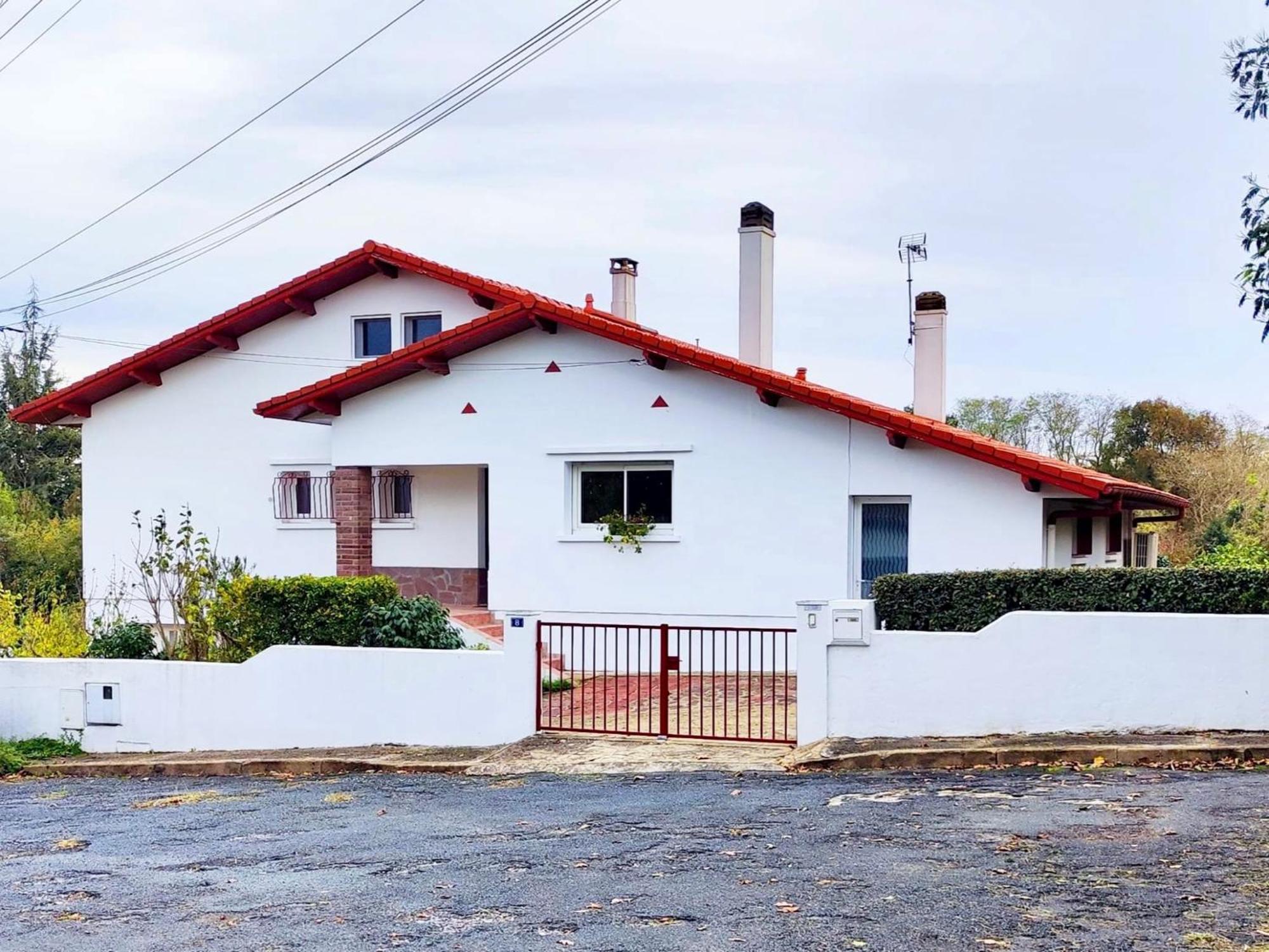 Maison Des Chenes 64 - Independant Apartment With Terrasse 布科 外观 照片